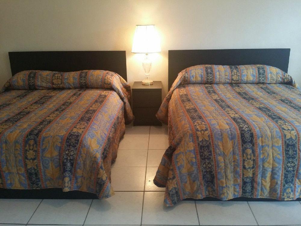 Shores Terrace Помпано Бийч Екстериор снимка