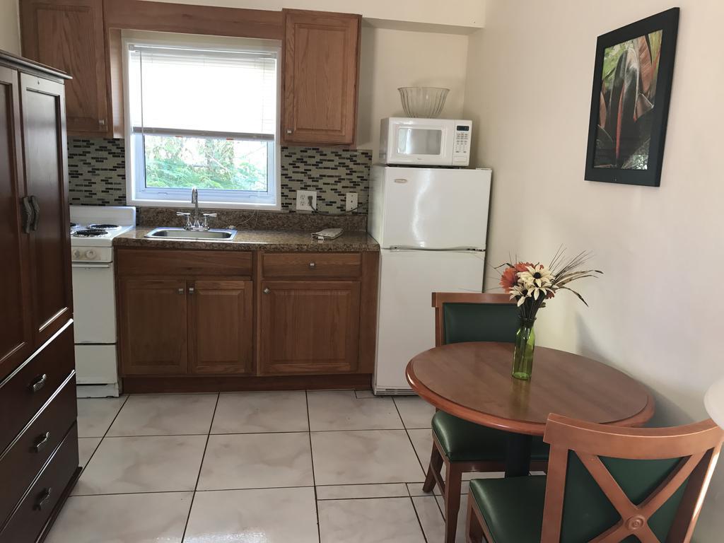 Shores Terrace Помпано Бийч Екстериор снимка