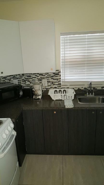 Shores Terrace Помпано Бийч Екстериор снимка