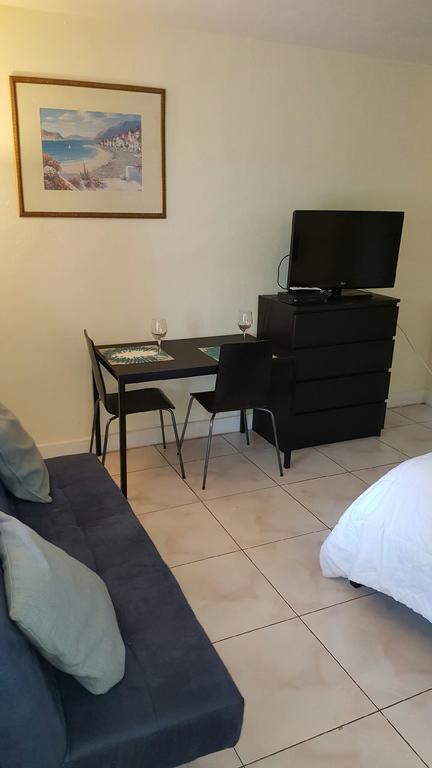 Shores Terrace Помпано Бийч Екстериор снимка